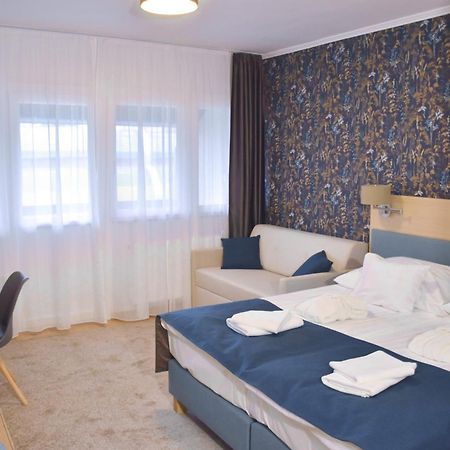 Hoforras Hotel Gyula Eksteriør bilde